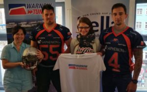 Warnowtunnel Marathon Trikotübergabe 1