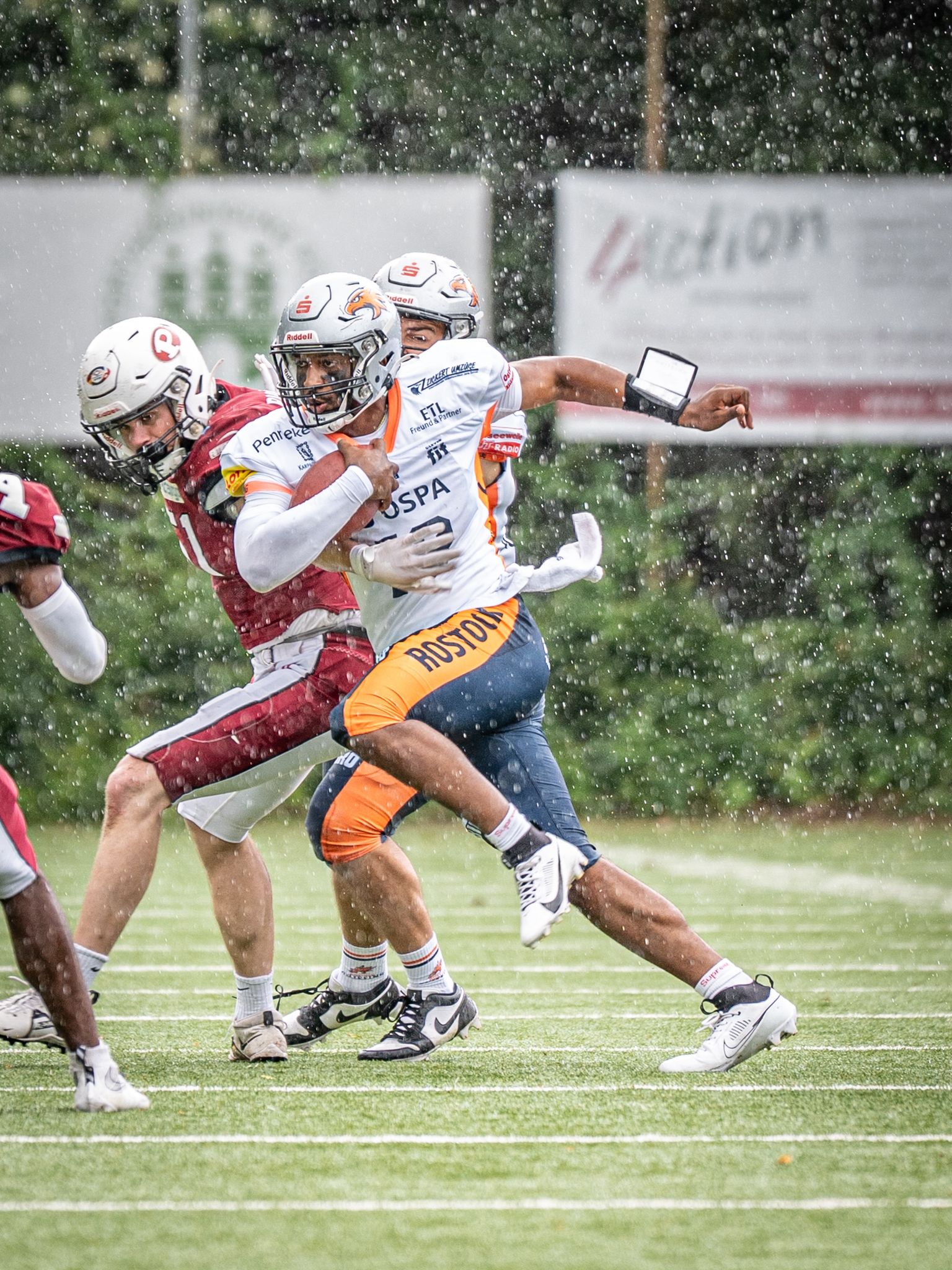 Qb Zellous Mit Einem Starken Einstand