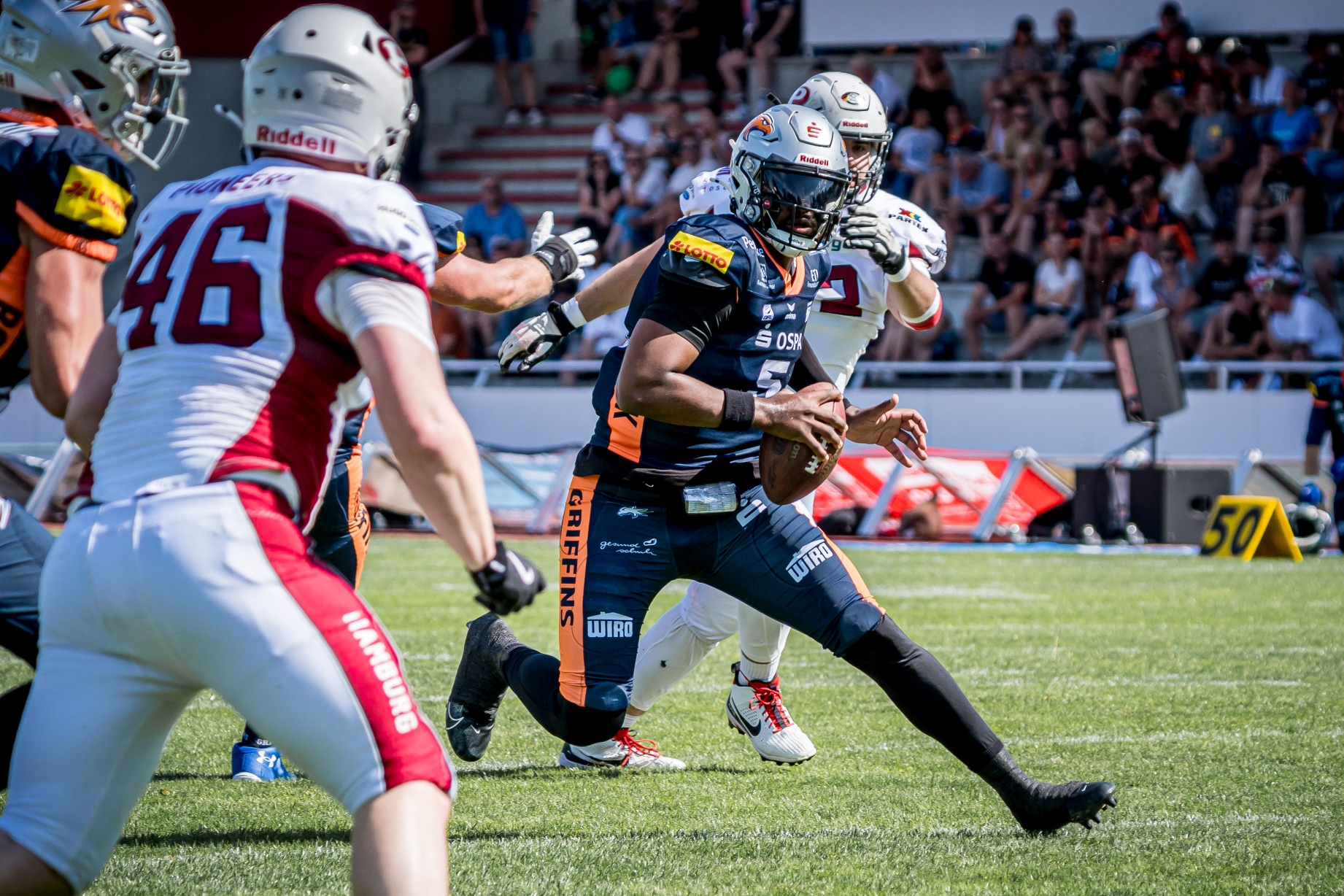 Qb Zellous Wieder Mit Einem Starken Auftritt